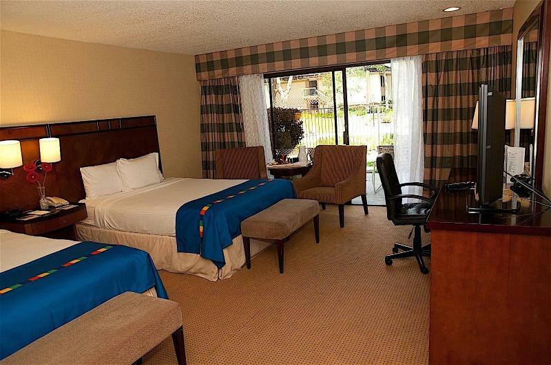 The Hotel Fresno Exterior photo